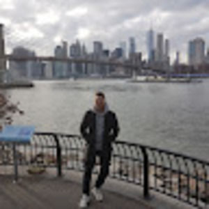 Meet your Posher, Lee